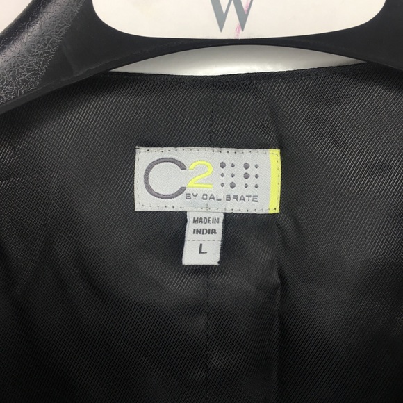 Black vest - Picture 2 of 3